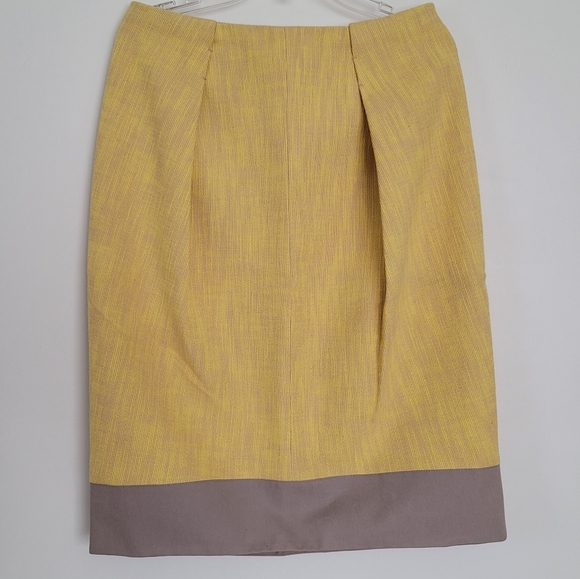 NWT Carven Yellow Beige 100% Cotton Tweed Pensil Knee Length Skirt 38 US 6 - Picture 1 of 9
